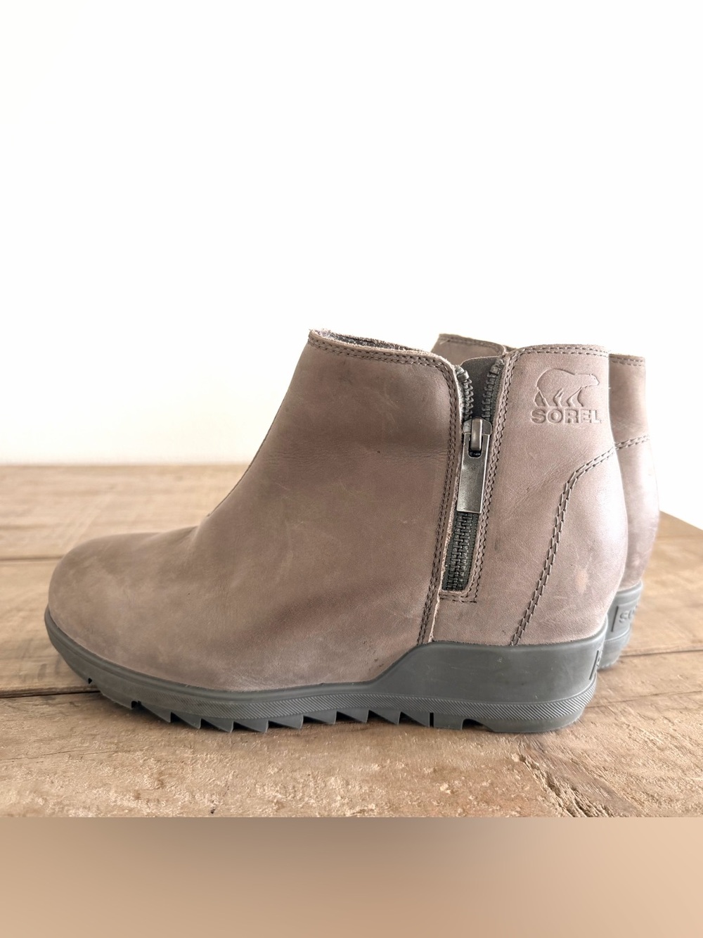 Sorel Evie II Women's Leather Zip Ankle wedge Boot